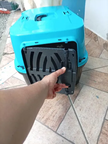 Vendo caixa de transporte pet