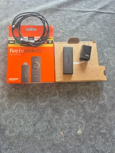 Fire TV Stick Lite (conservado)