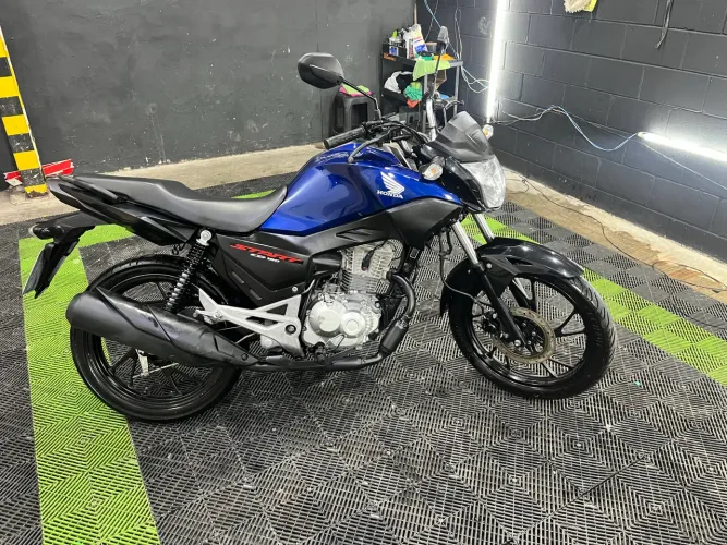 Vendo Honda Start 160, abaixo da tabela 