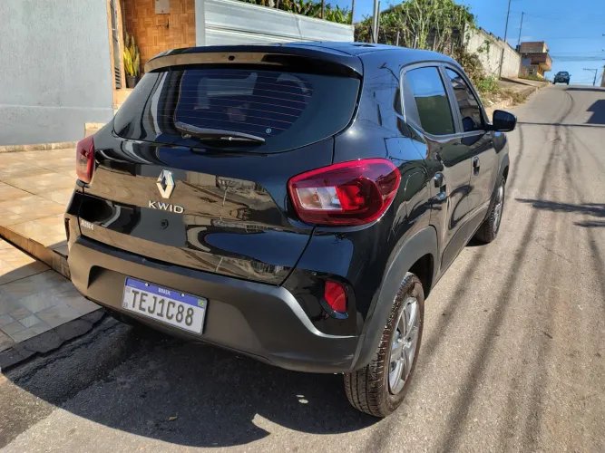 Renault Kwid Intense 1.0 Flex 12V 5P Mec. 2026