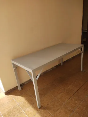 Mesa de Metal