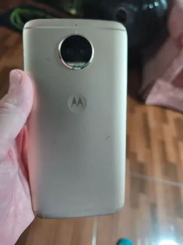 Motorola moto g 05 S plus