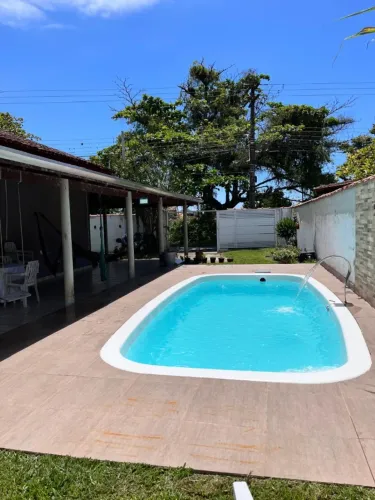 Casa na praia com piscina privativa e moderna