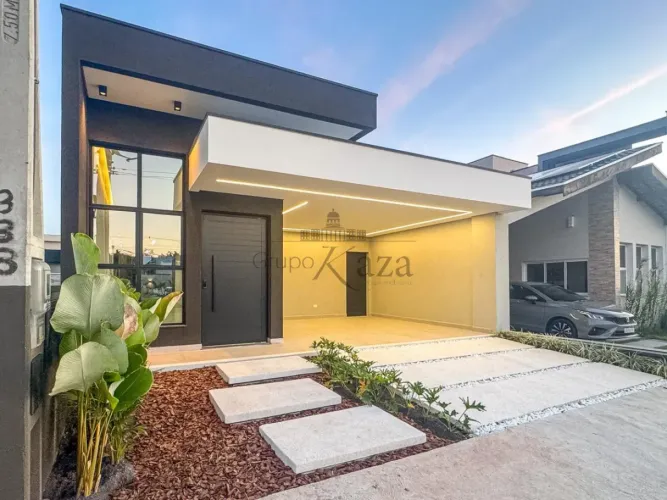 Oportunidade - Casa de Condomínio - Jardim Jacinto - Jacareí - 3 Dormitórios - 126m².