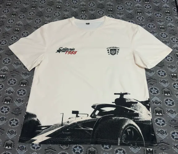 Camiseta oversized Tamanho M 