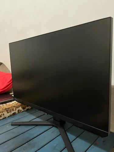 Monitor Samsung odissey g4 240hz
