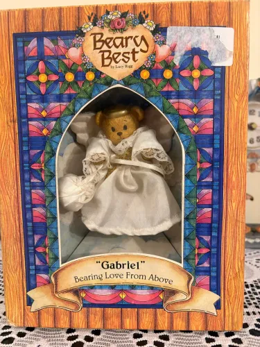 Beary Best by Lucy Rigg - Anjinho Gabriel, importado.