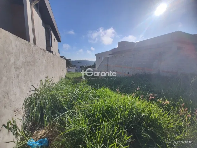 Terreno em Atibaia com 400 metros pronto para construir com excelente localização