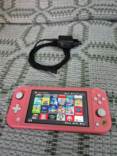 Switch Lite Desbloqueado 128GB Edição Animal Crossing | Nintendo