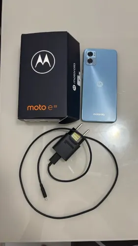 Motorola E22