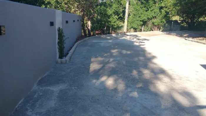 RANCHO EM CONDOMINIO