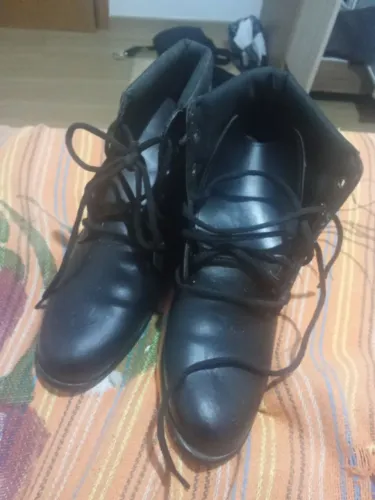 Vendo bota 60