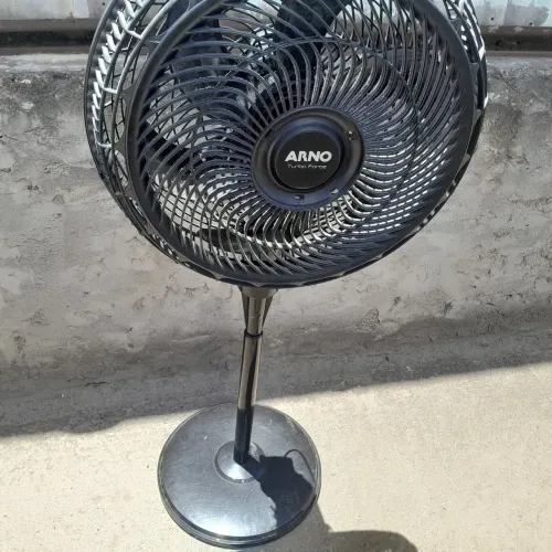 Ventilador Arno de 60cm , não funciona é o fusível.
