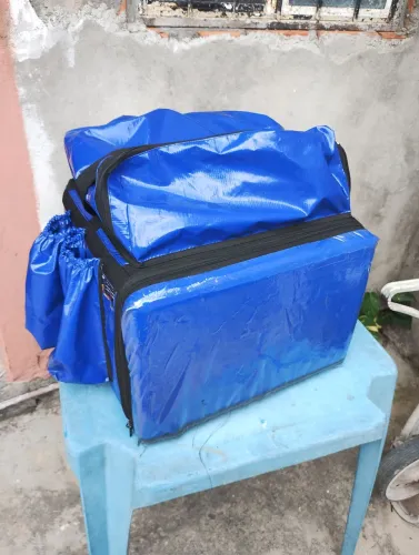 Vendo Bag semi nova 