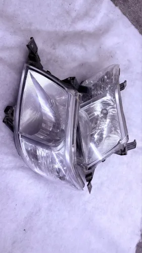Par Farol Hilux 2009/2011 Original