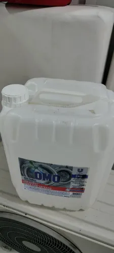 Vendo galões de sabão e amaciante 20 l
