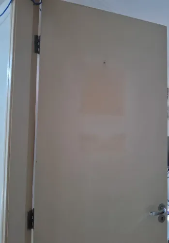 Porta MDF bege