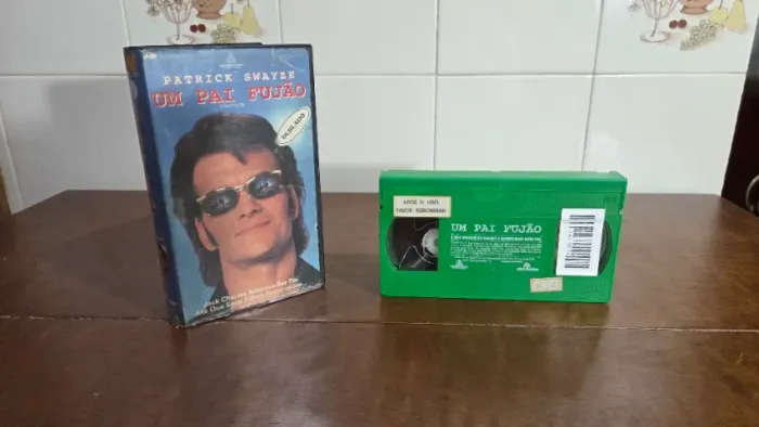 Um pai fujão VHS FILME