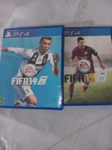 Fifa 19 e fifa 15 ps4