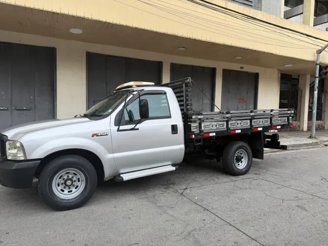 Ford F-350 3.9 8V Turbo Diesel Mec. 2003