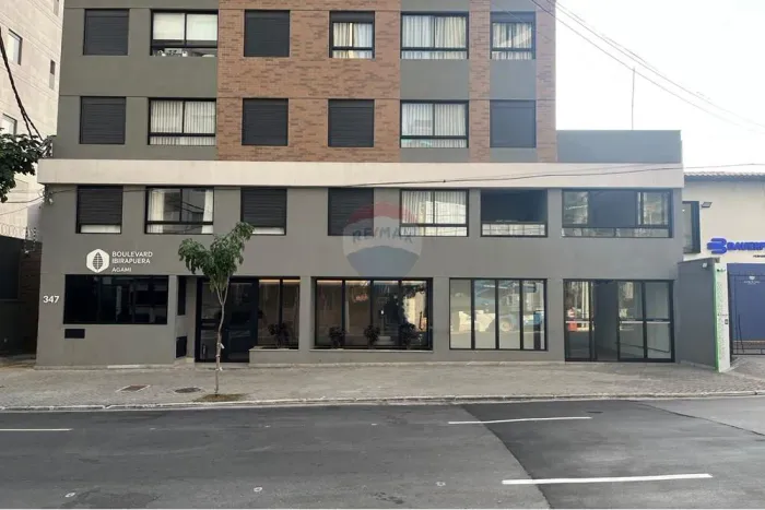 Aluguel, locação de Loja de rua, ponto comercial em Moema: 101 metros quadrados de área út
