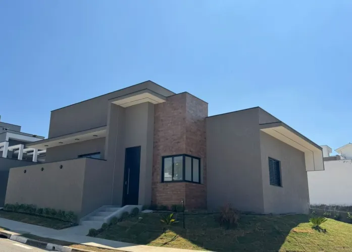 Casa com 2 dormitórios à venda, 115 m² por R$ 990.000,00 - Cajuru do Sul - Sorocaba/SP