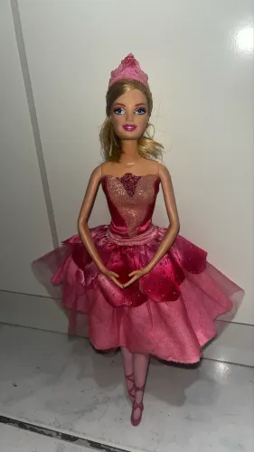 Barbie Kristyn Farraday - As Sapatilhas Mágicas (2013) - Mecanismo Funciona!