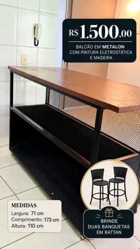 Balcão metalon com banquetas em rattan