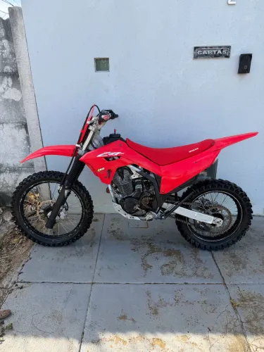 Vende-se crf250 f 