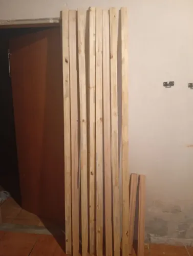 Lote 8 peças de madeira pinus