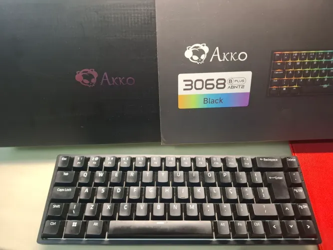 Teclado Mecânico 65% Akko 3068s RGB Personalizáveis Switch Orange com fio Abnt2 Preto