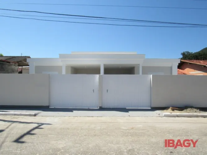 Excelente Casa 3 dormitório(s) em Vargem Grande - Florianópolis