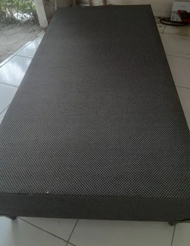 Base de cama de solteiro