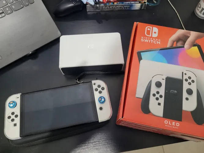 Nintendo Switch OLED Desbloqueado (LR Games)