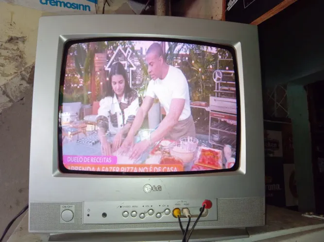 Tv tubo 14 polegada