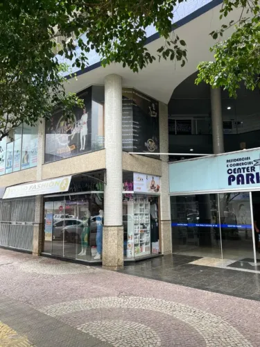 Loja Comercial no Centro de Guarapari | Ideal para Investimento e Renda