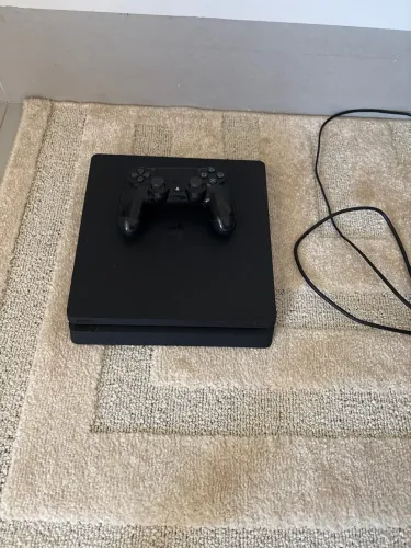Sony PlayStation 4 Slim 500GB