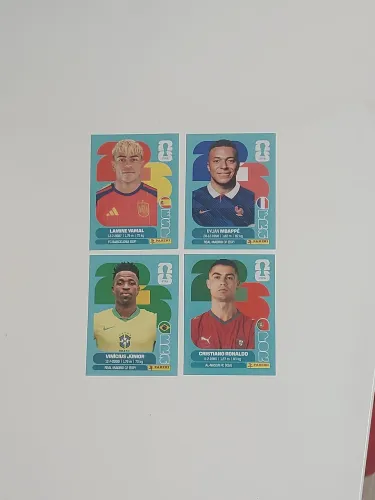 Figurinhas 4 craques Copa 2026 originais - Crist Ronaldo, Mbappe, Vinicius Jr e L. Yamal