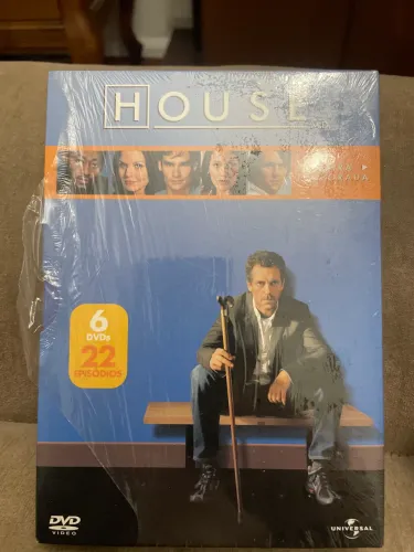 Dvds - SÉRIE HOUSE, primeira e segunda temporadas, completas, 12 dvds