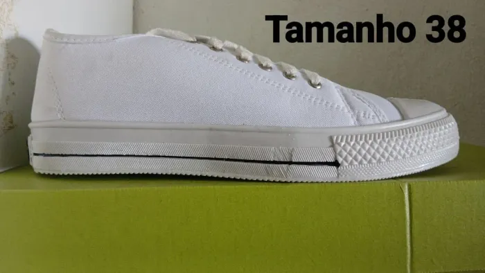 Tênis casual tamanho 38