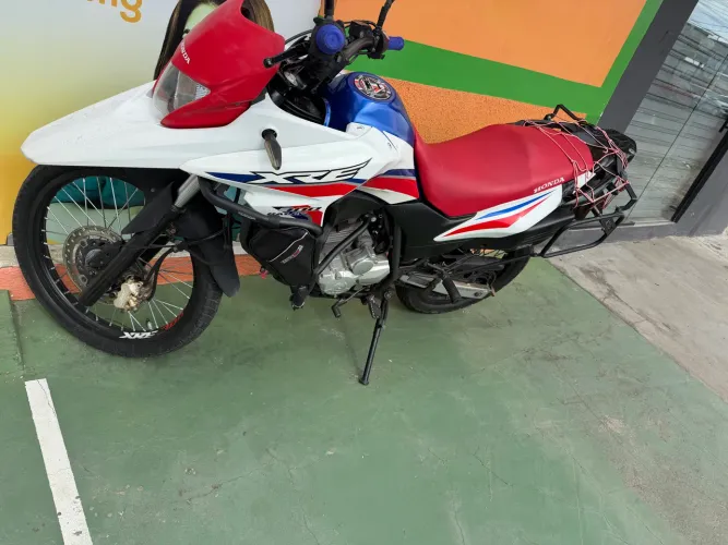 Xre 300 rally ano 2018