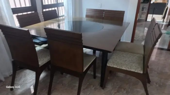 MESA MADEIRA MACIÇA - 2M X 2M + 8 CADEIRAS +TAMPO GIRATORIO