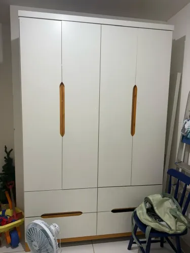 Guarda Roupa Infantil Desmontado