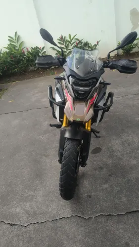Vende se Moto BMW GS 310 2023 semi ?