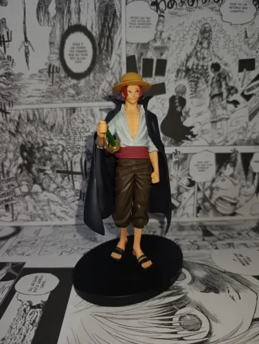 Action Figure Shanks (DXF The Grandline Series) - One Piece