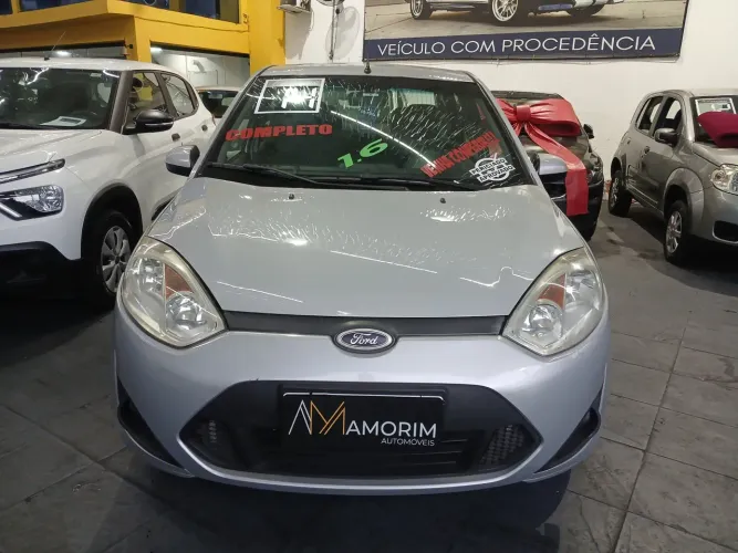 Ford Fiesta 1.6 SE Hatch 16V Flex 4P Powershift 2014