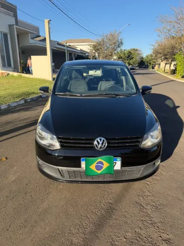 Volkswagen Fox 1.6 MI I Motion Total Flex 8V 5P 2013