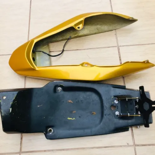 Rabeta modelo esportivo da Hornet 2008a 2011