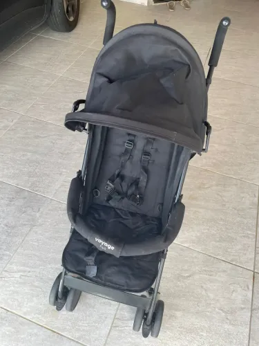 Carrinho de Bebê Guarda-chuva Voyage