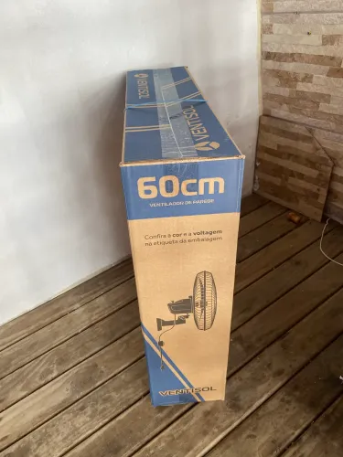 Vendo ventilador de parede